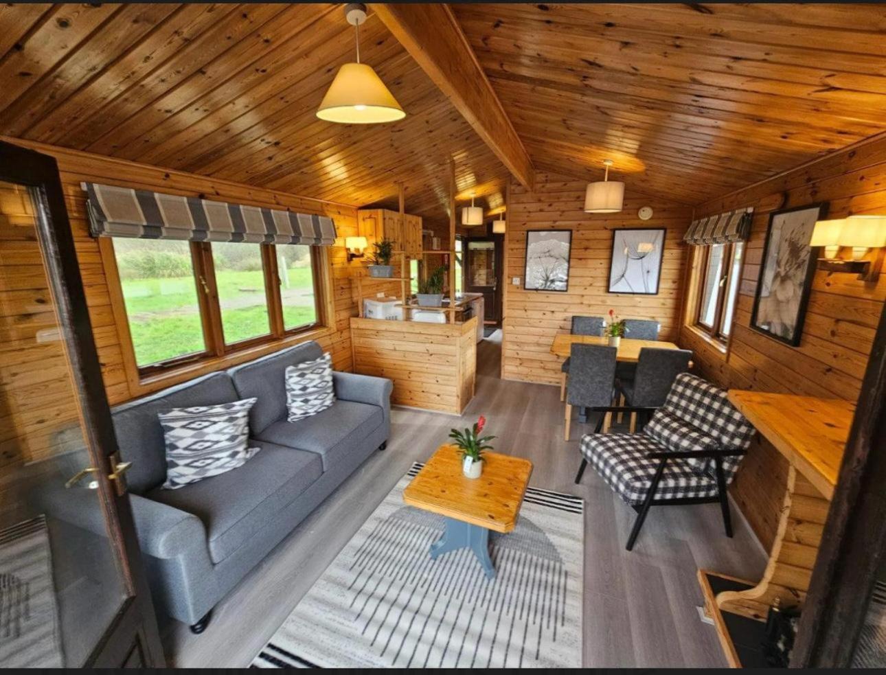 Hickling Broads Lodge Houseboat Stalham Exteriör bild